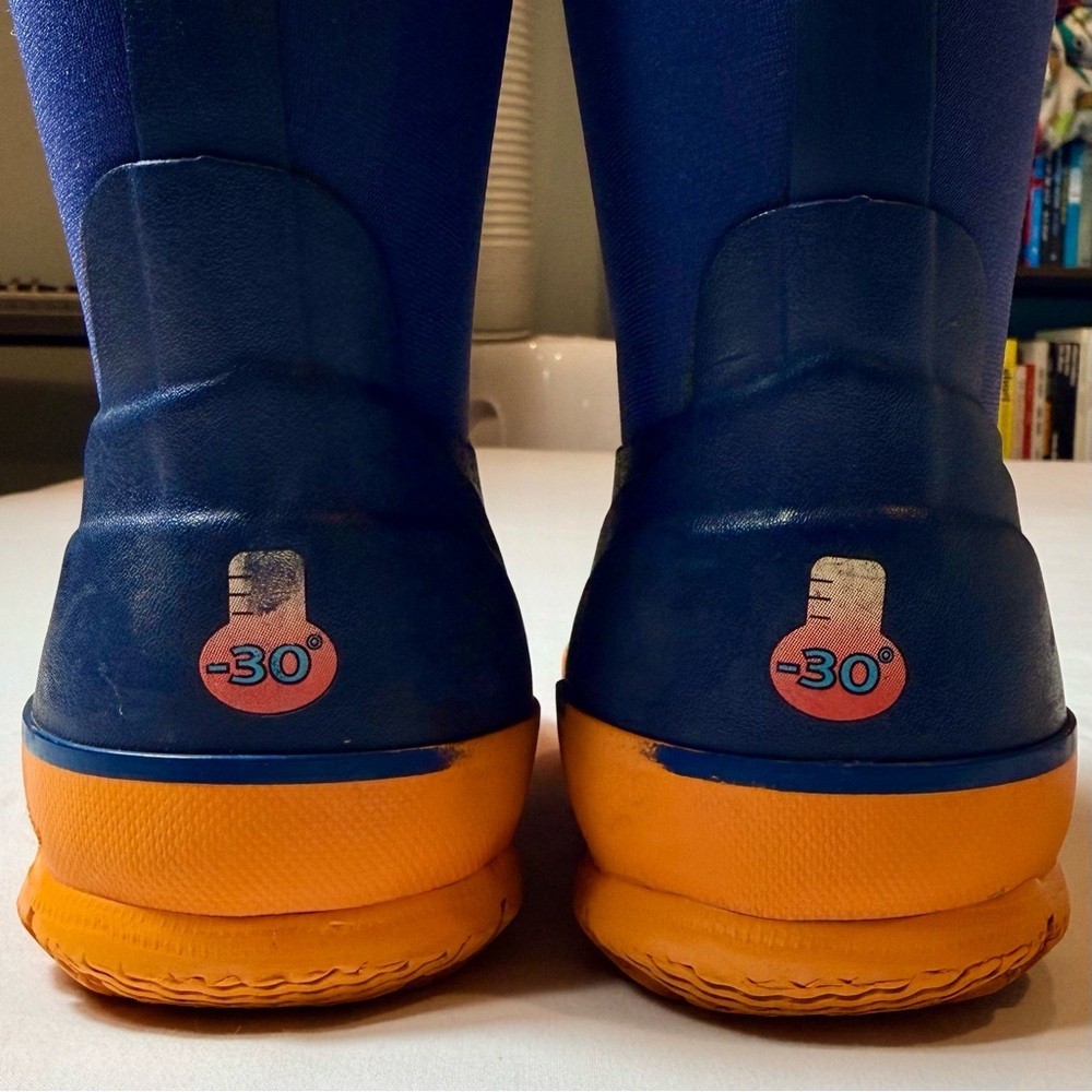 Bogs Kids Classic II Boots Boys 10 Girls Navy Orange Waterproof 3 Seasons Snow - Picture 5 of 7